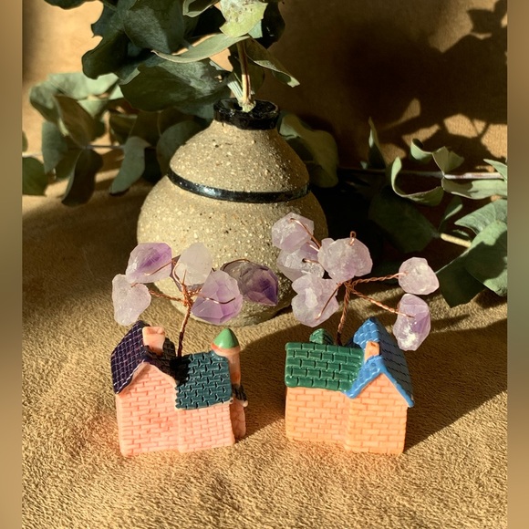 Wired Amethyst Tree Houses - Picture 3 of 5